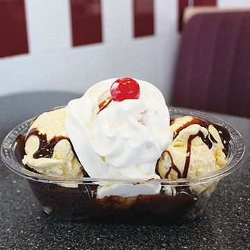 Braum’s Brownie Fudge Sundae